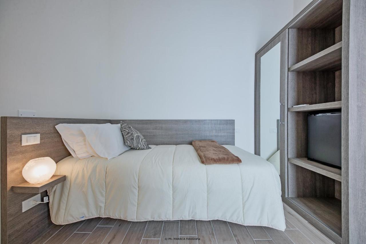 Hotiday Room Collection - Lecce Gianmarti Suite מראה חיצוני תמונה
